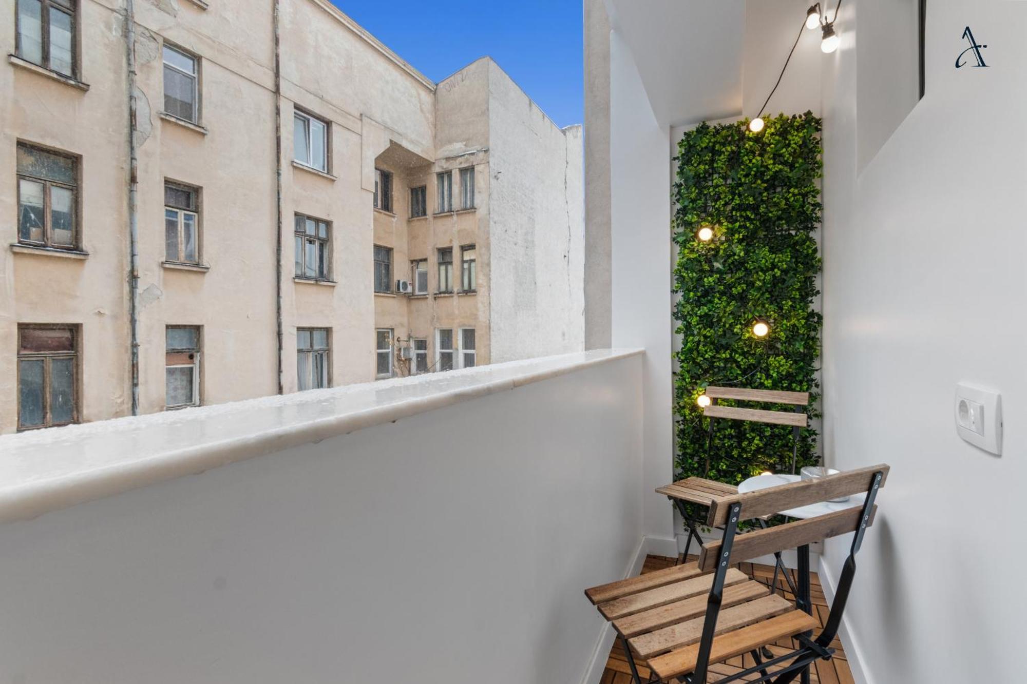 Bellona Studio Apartment Букурещ Екстериор снимка